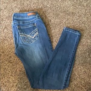 Kohl’s Wallflower jeans